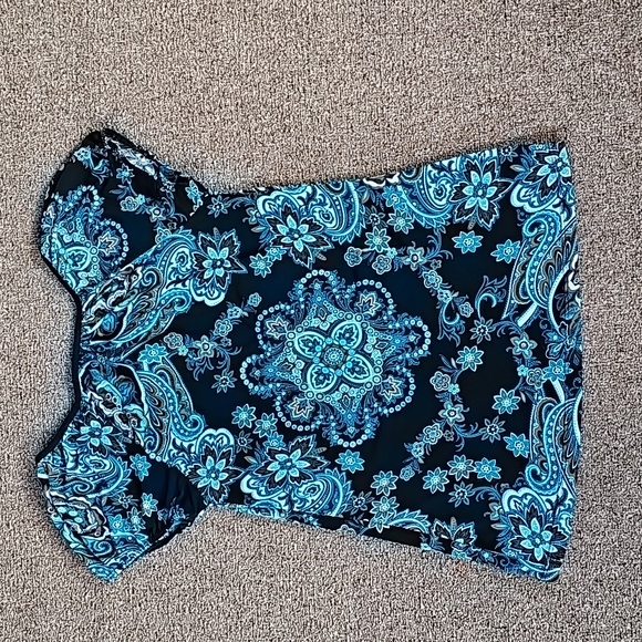 Top - Picture 7 of 12